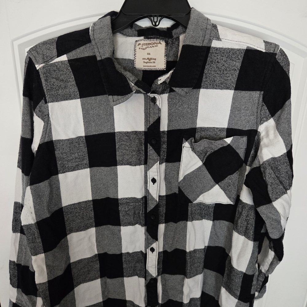 Arizona Jean Company Monochrome Checkered Button-Down Shirt